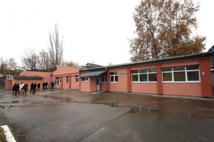 Predsednik Pokrajinske vlade Igor Mirović posetio dve ustanove socijalne zaštite u Futogu i Veterniku Foto: Pokrajinska vlada Thumbnail