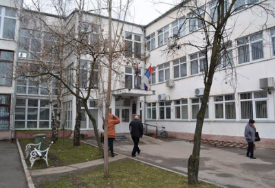 ИНСПЕКЦИЈА РЕАГОВАЛА НАКОН ПРИТУЖБИ ГРАЂАНА Због непријатних мириса забрањен рад фабрике у Житишту