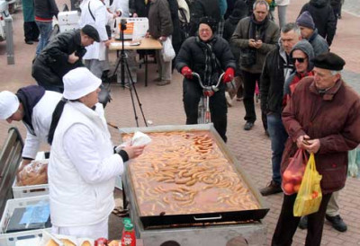 Најбоље кобасице, кулен, чварци! И ОВЕ ГОДИНЕ СРЕМСКА КОБАСИЦИЈАДА У ШИДУ Пријаве и резервације су у току