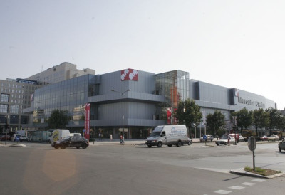 МЕРКАТОРОВЕ ПРОДАВНИЦЕ НА ПРОДАЈУ Словеначки гигант распродаје имовину и смањује дугове