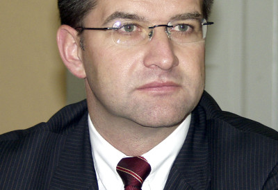 ПРЕПИСКА С ЕПСТИНОМ КОШТАЛА ГА ФОТЕЉЕ Лајчак напушта место саветника премијера Фица