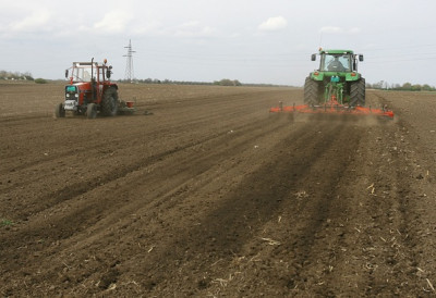 БЕЗ Е-АГРАРА НЕМА ПОДСТИЦАЈА Позив миннистарства пољопривредницима да обнове регистрацију газдинстава