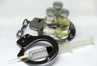 ДРАМАТИЧАН ТАЈМИНГ Гувернер Оклахоме помиловао осуђеног на смрт, непосредно пре давања смртоносне инјекције ОСТАЈЕ ДОЖИВОТНО ИЗА БРАВЕ