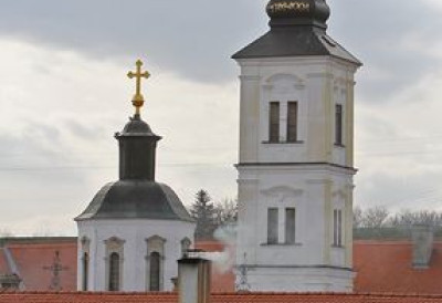 Не заборавите ВЕНЧИЋ за заштиту, срећу и напредак СПЦ и верници сутра обележавају ДУХОВСКИ УТОРАК Једна ствар НЕ СМЕ никако да се ради