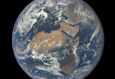 НАУЧНИЦИ УПОЗОРАВАЈУ ДА ЈЕ ПЛАНЕТА У РИЗИКУ Проблем је огроман, а решење надохват руке