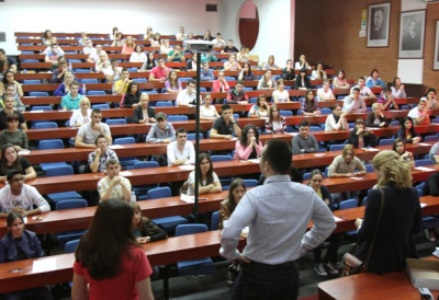 ПОЧИЊЕ ТРКА ЗА ИНДЕКС Упис у Новом Саду, Београду, Нишу...ЕВО КАДА ПОЧИЊУ ПРИЈАВЕ, А КАДА СЕ ПОЛАЖЕ ПРИЈЕМНИ