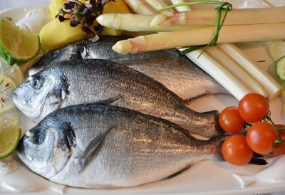 Рампа за кавијар, шампањац и дијаманте, али... И ПОРЕД ОГРАНИЧЕЊА, ЕУ И ДАЉЕ "СЛАБА" НА РУСКУ РИБУ Вредност увоза милионе евра