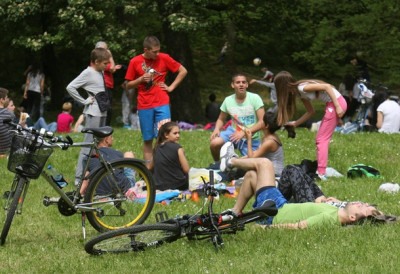 ПОМАМА ЗА ВИКЕНДИЦАМА ЗБОГ ПРВОГ МАЈА Цене најма од 50 до 800 евра по дану, ЕВО ГДЕ ЈЕ НАЈСКУПЉЕ