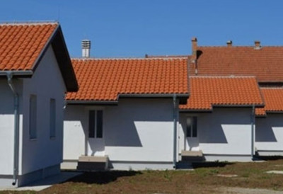 ПОЧЕЛА ДА СТИЖУ РЕШЕЊА! За упис у катастар прва је кућа у Барајеву! ВУЧИЋ НАЈАВИО: Најмање два милиона људи ће бити СВОЈИ НА СВОМЕ