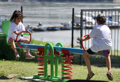 ЛЕПЕ ВЕСТИ ЗА БАЧКОПАЛАНАЧКЕ МАЛИШАНЕ У центру града НИЧЕ ДЕЧИЈЕ ИГРАЛИШТЕ Кренули припремни радови
