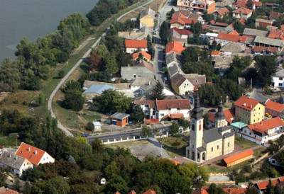 КЛИЗИШТЕ ДУЖ СРЕМСКОКАМЕНИЧКЕ УЛИЦЕ ВИДИКОВАЦ КОНАЧНО ЋЕ БИТИ САНИРАНО Закључен уговор вредан 22,7 милиона динара