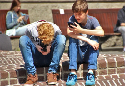 САЈБЕР НАСИЉЕ УЗИМА МАХА Потребне строжије мере против насиља на интернету над децом ЕВО ШТА ПРЕДЛАЖЕ ЕУ