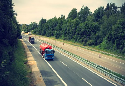 Крај за издавање возачких дозвола АМЕРИКА ДОНОСИ МЕРЕ ЗБОГ КАМИОНЏИЈА ИМИГРАНАТА