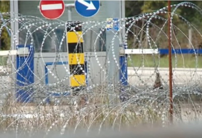 СТРАХ ОД ТЕРОРИЗМА КОД КОМШИЈА Повећане мере безбедности и потпуна контрола граница препоручене у Црној Гори ЕВО ШТА МОЖЕМО ДА ОЧЕКУЈЕМО