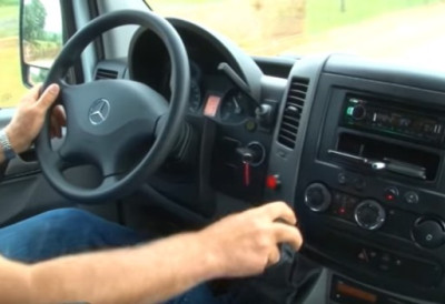 ПОСАО ВОЗАЧА СВУДА НАЈТРАЖЕНИЈИ И Румуни “полудели“ за воланом