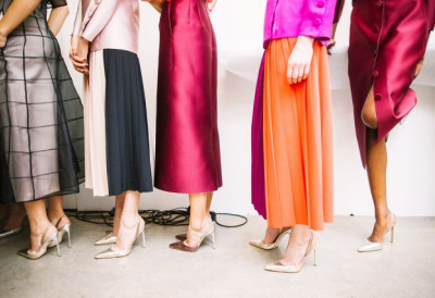 ЧИТАВО ВЕЧЕ У ШТИКЛАМА Драге даме, ђускајте слободно целу ноћ без бола уз помоћ ОВОГ ТРИКА