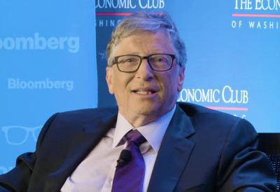 ПА ТАМО НИ НЕМА НЕВИНИХ Бил Гејтс закачио полну болест од једне од Епстајнових девојака, од осуђеног педофила тражио антибиотике?! НОВООБЈАВЉЕНИ МЕЈЛОВИ ДОНОСЕ НОВЕ ШОКОВЕ