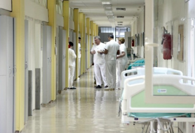 НАСТАВЉА СЕ ПОВРАТАК МЕДИЦИНАРА ИЗ ИНОСТРАНСТВА Желе да своје знање и искуство ставе у службу заштите здравља грађана Србије