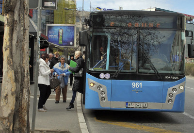 ШЕСТИЦА ДО СЕПТЕМБРА ИДЕ ПРЕКО ЖЕЖЕЉА Због радова „Топлане” три линије мењају трасу