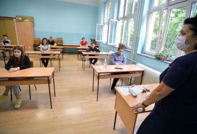 ”НАЈВЕЋИ БРОЈ ШКОЛА У СРБИЈИ ИМА ДОБРЕ УСЛОВЕ ЗА РАД” Министар просвете: Није било политичких смена, наставни процес стабилизован