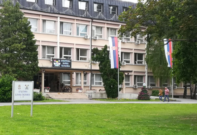 СТИПЕНДИЈЕ ЗА 95 НАЈБОЉИХ СТУДЕНАТА И 65 НАЈБОЉИХ СРЕДЊОШКОЛАЦА Подршка Бачке Паланке талентованим младим људима