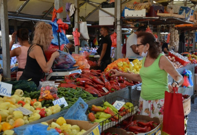 НОВОСАЂАНИ, ОБРАТИТЕ ПАЖЊУ Овако раде пијаце 1. и 2. маја