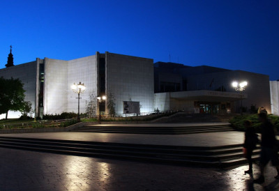 ГОСПОДА ДАМАМА У СНП-у: Осмомартовски гала концерт на сцени најстаријег српског театра