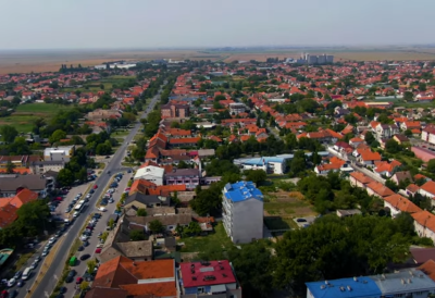 СТАРУ ПАЗОВУ ОЧЕКУЈЕ РЕКОНСТРУКЦИЈА ГРАДСКОГ ТРГА У плану и изградња фонтане, спортских терена, а биће и посебног садржаја за НАЈМЛАЂЕ- Ево шта је све у плану!