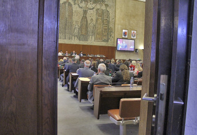 СКУПШТИНА ВОЈВОДИНЕ ДАНАС ДОНОСИ КЉУЧНЕ ОДЛУКЕ Од буџета до здравствених програма 24 ТАЧКЕ НА ДНЕВНОМ РЕДУ