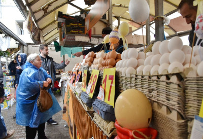 ВАСКРШЊЕ ЦЕНЕ ЈАЈА Бела најтраженија, АЛИ И НАЈСКУПЉА