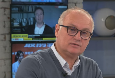 ВЕСИЋ СТИГАО У ТУЖИЛАШТВО НА САСЛУШАЊЕ Бивши министар исказ даје у својству осумњиченог