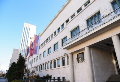 ПОКРАЈИНА НАЈАВИЛА ПРОМЕНЕ Нове мере за бољи живот Рома у Војводини ВИШЕ ШАНСИ ЗА ОБРАЗОВАЊЕ И ЗАПОШЉАВАЊЕ