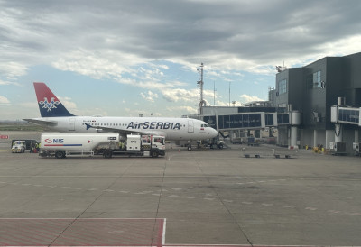 АЕРОДРОМ НИКОЛА ТЕСЛА СЕ ОГЛАСИО НАКОН ОЛУЈЕ Привремене мере уведене због безбедности, путницима важна порука