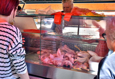 ХИТНО СЕ ПОВЛАЧИ ПОПУЛАРНА ПИЛЕТИНА, У УЗОРЦИМА БАТАКА ПРОНАЂЕНА САЛМОНЕЛА Ево ко је у опасности и где се продавала