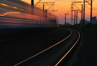 (ФОТО) Непозната особа страдала на лицу места! НОВИ ДЕТАЉИ НЕСРЕЋЕ НА ПРУЗИ СУБОТИЦА-БЕОГРАД Воз с путницима И ДАЉЕ СТОЈИ недалеко од Цркве на Текијама