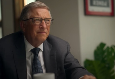 МНОГИ СЕ САДА КАЈУ Гејтс: Било је глупо дружити се са Епстином, жалим због тога МИЛИЈАРДЕР ОДБАЦИО ВЕРОДОСТОЈНОСТ ОПТУЖБИ СЕКСУАЛНОГ ПРЕСТУПНИКА