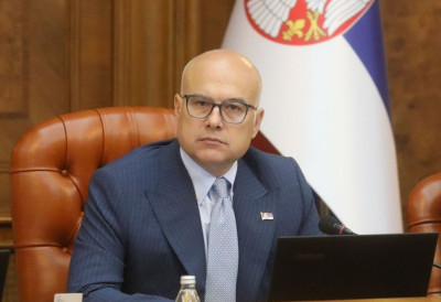 ЛИДЕР СНС ВУЧЕВИЋ НАЈОШТРИЈЕ ОСУДИО ХАПШЕЊЕ МИЛАНА КНЕЖЕВИЋА: Пуна подршка Милану нашем сународнику, брату и пријатељу! Напредњаци су истински уз тебе