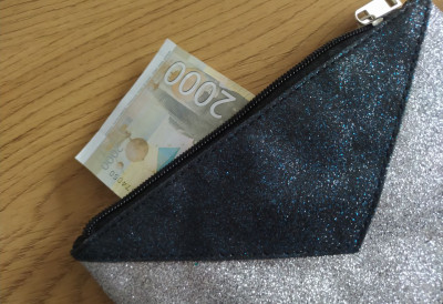 ЕВО ГДЕ МОЖЕТЕ ЗАМЕНИТИ ОШТЕЋЕНЕ НОВЧАНИЦЕ Иста процедура је и за динаре и стране валуте- Не лепите их селотејпом!