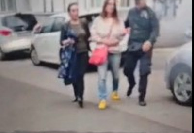 (ВИДЕО) НАСТАВЉЕНА АКЦИЈА ПОЛИЦИЈЕ Погледајте како је ухапшена профеорка БУ Марија Васић!