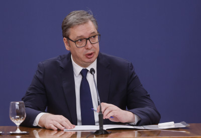 ПРЕДСЕДНИК СРБИЈЕ ИСТАКАО ДА НЕЋЕ УВОДИТИ ВАНРЕДНО СТАЊЕ Вучић: Позивам све грађане Србије на мир, а МИ ЋЕМО ДАТИ СВЕ ОД СЕБЕ ДА ОБЕЗБЕДИМО МИР, безбедност и сигурност за све