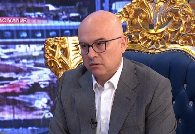 ДОБАР ЈЕ И ЗА ПОХВАЛУ СВАКИ РАЗГОВОР РЕКТОРА И ПРЕМИЈЕРА, ЗНАМ ДА ЈЕ МАЦУТ ИСКРЕН Лидер СНС Вучевић: Ђилас и Алексић су у проблему, мислили су да су студенти њихова пешадија