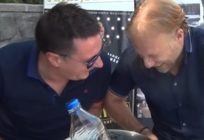 НИЈЕ ГЊАВАЖА ДОЖИВЕТИ СТОТУ  Неуронаука објашњава шта се догађа на можданом нивоу када негујемо једноставном навиком веома важне делове лица