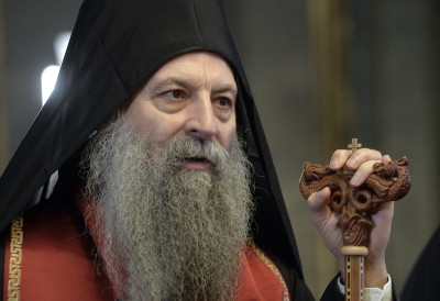 ПАТРИЈАРХ ПОРФИРИЈЕ ОПОМИЊЕ: „У Србији је подељеност дубока, али свака криза је шанса да се ствари промене набоље“
