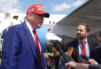 ТРАМП ОТКРИО КАРТЕ: Ако режим не може да направи Иран поново великим, ЗАШТО ДА НЕ БУДЕ ПРОМЕЊЕН