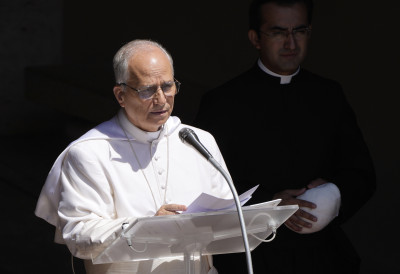 Papež Leon XIV. pozval k miru in opustitvi orožja