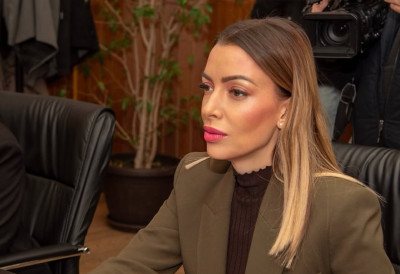 МИНИСТАРКА МЕСАРОВИЋ ОСУДИЛА НАСИЉЕ У ЋАЦИЛЕНДУ Позвала да се хитно престане са терором: Блокадери желе земљу у којом само они имају сва права