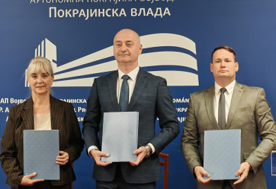 У ПОКРАЈИНСКОЈ ВЛАДИ ПОТПИСАН СПОРАЗУМ Подршка унапређењу образовања на мађарском језику