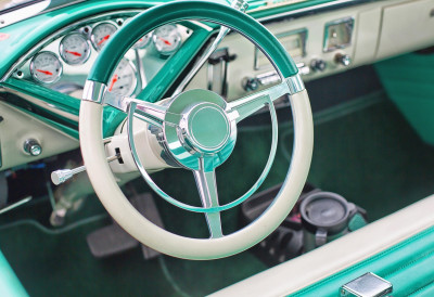 ЕВРОПА НА НОГАМА - ПАЛА АУТОМОБИЛСКА МАФИЈА Полиција разоткрила мрежу која је КРИЛА 462 ВОЗИЛА СА ФАЛСИФИКОВАНИМ ТАБЛИЦАМА