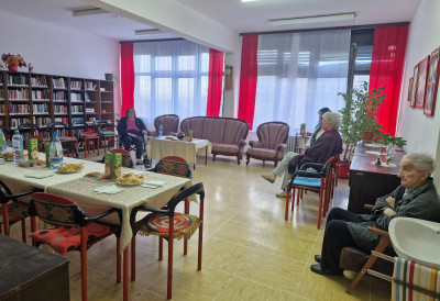 ЗАХВАЉУЈУЋИ ЂАЦИМА ШОСО “МИЛАН ПЕТРОВИЋ” Отворен реновирани дневни боравак у Дому "Ново насеље"