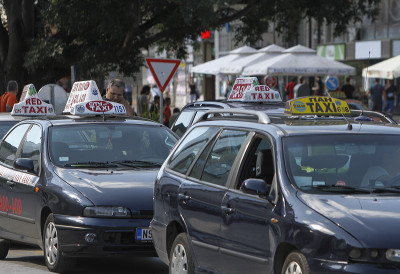 „ПАРКИНГ СЕРВИС” РАСПИСАО ЈАВНИ ПОЗИВ ИЗВОЂАЧИМА РАДОВА Сређивање паркинга и такси стајалишта